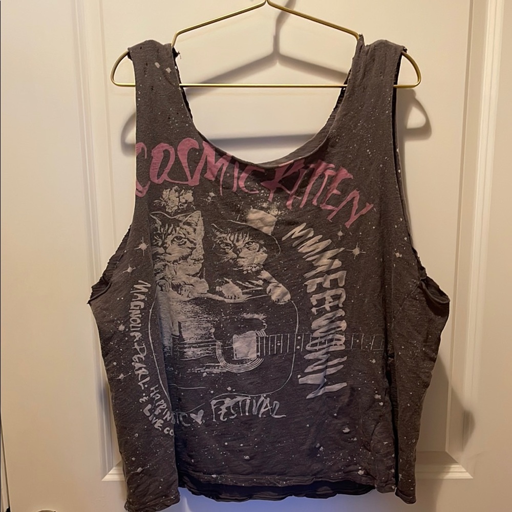 Altered Magnolia Pearl Cosmic Kitten Boyfriend Tank in Ozzy